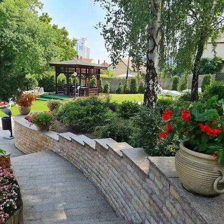 Spa Residence Carbona Aloe Lux Apartman Heviz Exterior photo
